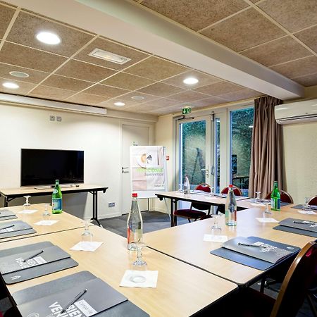 Campanile Geneve - Ferney-Voltaire Hotel Ngoại thất bức ảnh