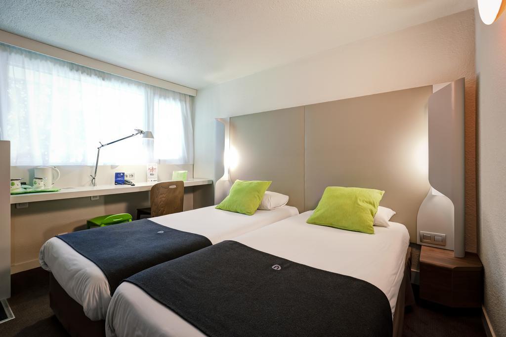 Campanile Geneve - Ferney-Voltaire Hotel Ngoại thất bức ảnh