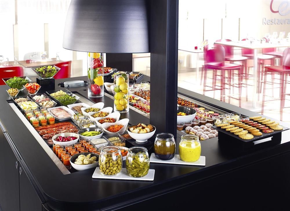 Campanile Geneve - Ferney-Voltaire Hotel Ngoại thất bức ảnh